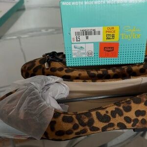Sophia Taylor Leopard Size 8.5W